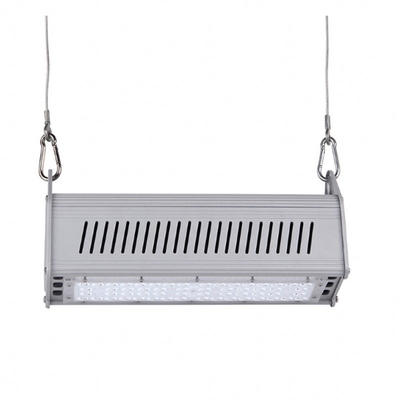 O lúmen alto 50w conduziu os dispositivos bondes altos lineares 130lm/w 353×144×115 milímetro da baía