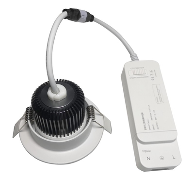 Sistema exterior antiofuscante do diodo emissor de luz Downlights UGR TUYA de Smart ESPIGA de 7 watts para o hotel
