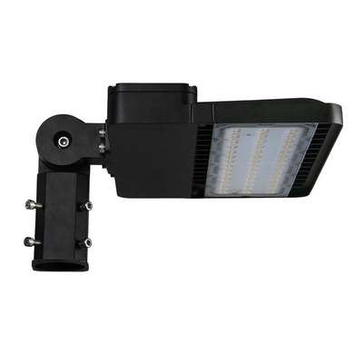 O crepúsculo de alumínio ao alvorecer conduziu o lúmen alto IP65 150W 15000-15500lm das luzes de rua