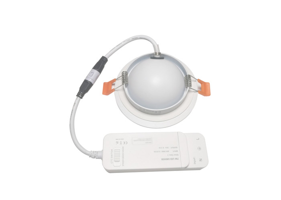 O corpo de alumínio da lâmpada Recessed a tecnologia conduzida ajustável da ESPIGA de Downlights 7W CCT Taiji CSP