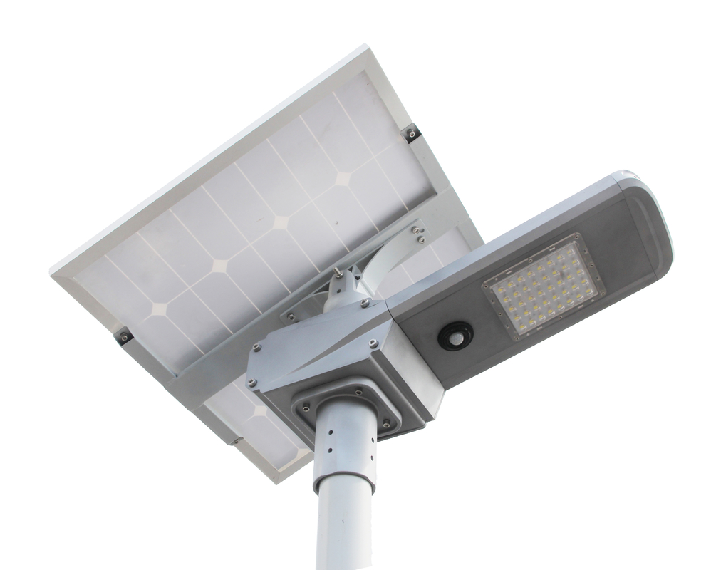 Lâmpadas de rua solares do jardim do lúmen alto, luz de rua IP65 do painel solar de 140LM/W 30w